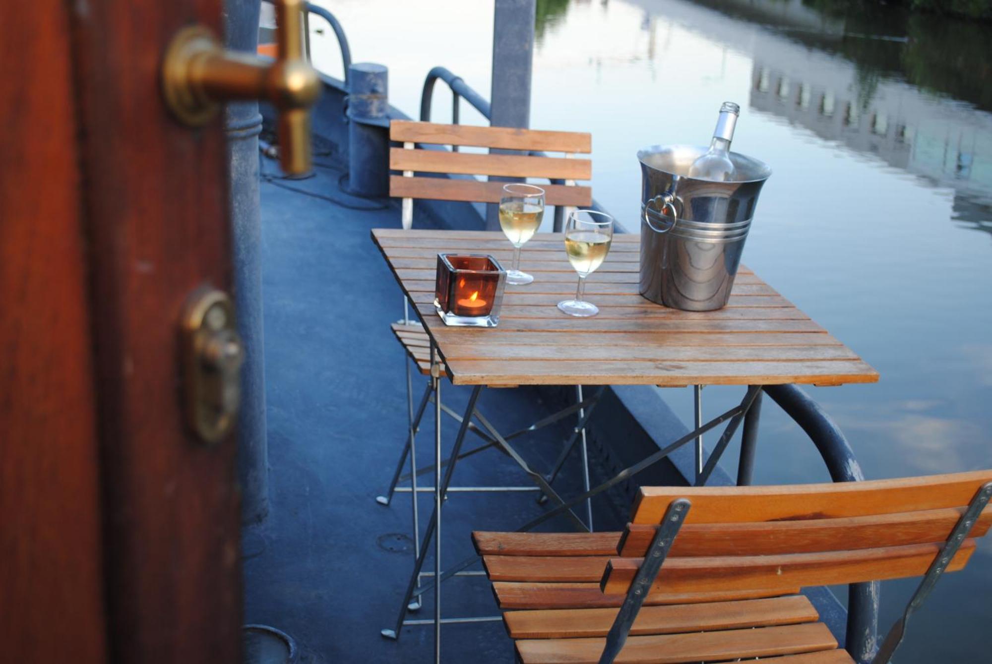 ホテル Boat & Breakfast Bellevue ヘント エクステリア 写真